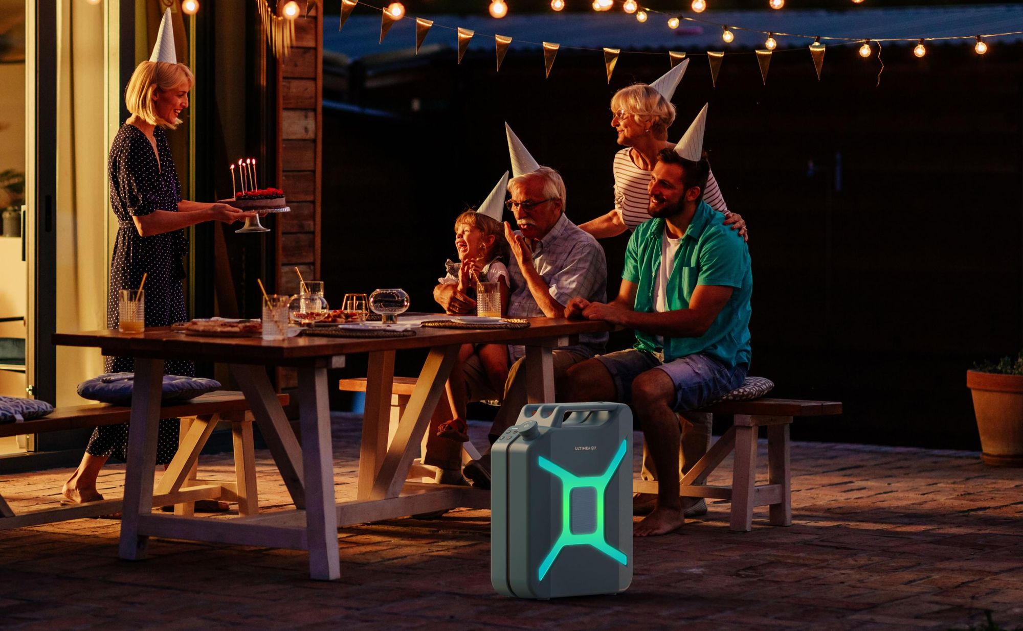 ULTIMEA Go tragbarer Party-Lautsprecher, 300 W Bluetooth PartyBox mit Bass-Boost, RGB-Beleuchtung, Mikrofon-/Gitarreneingang, Party & Outdoor, Blau