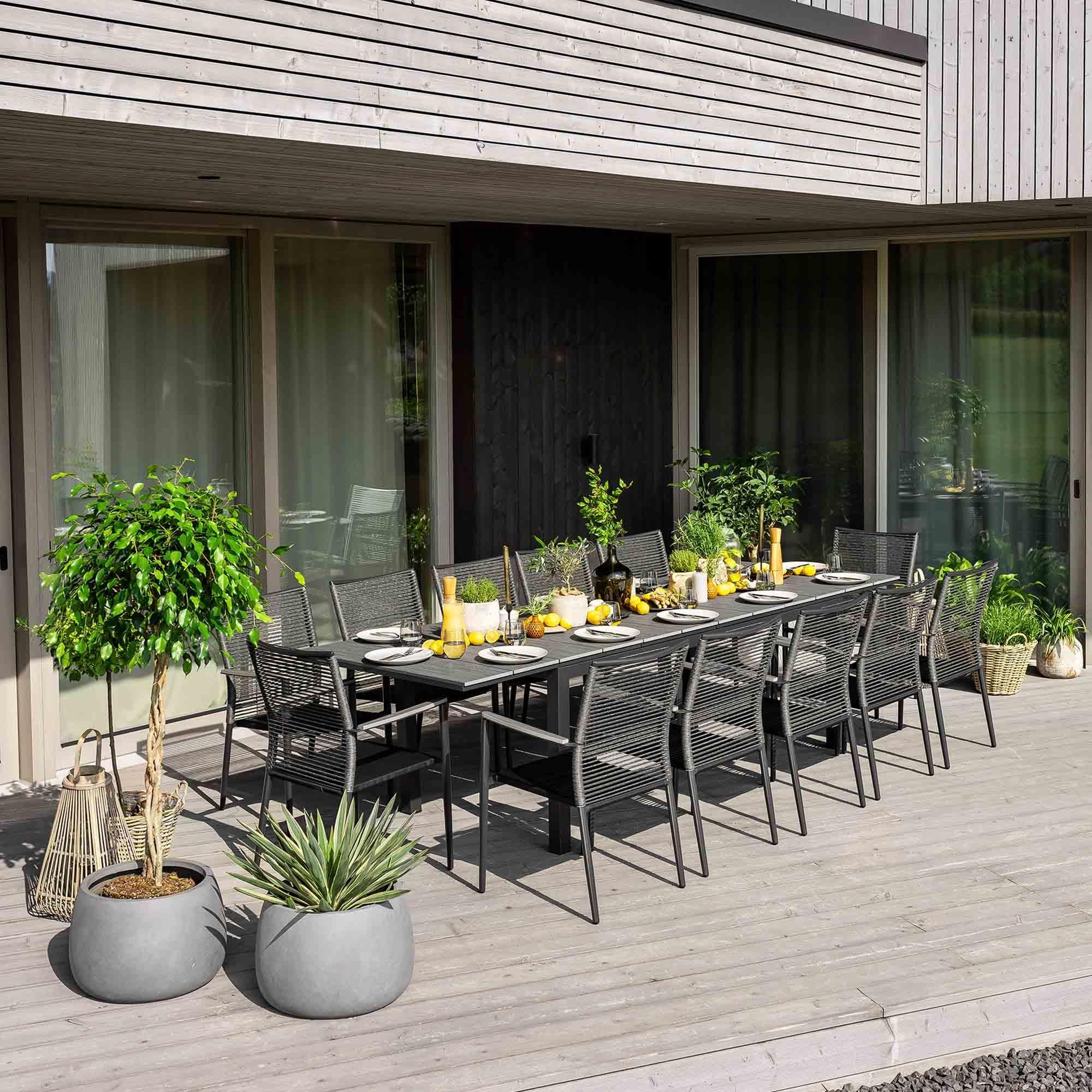 di volio Gartentisch BARLETA aus Aluminium in Holzoptik 200/250/300 cm (grau)