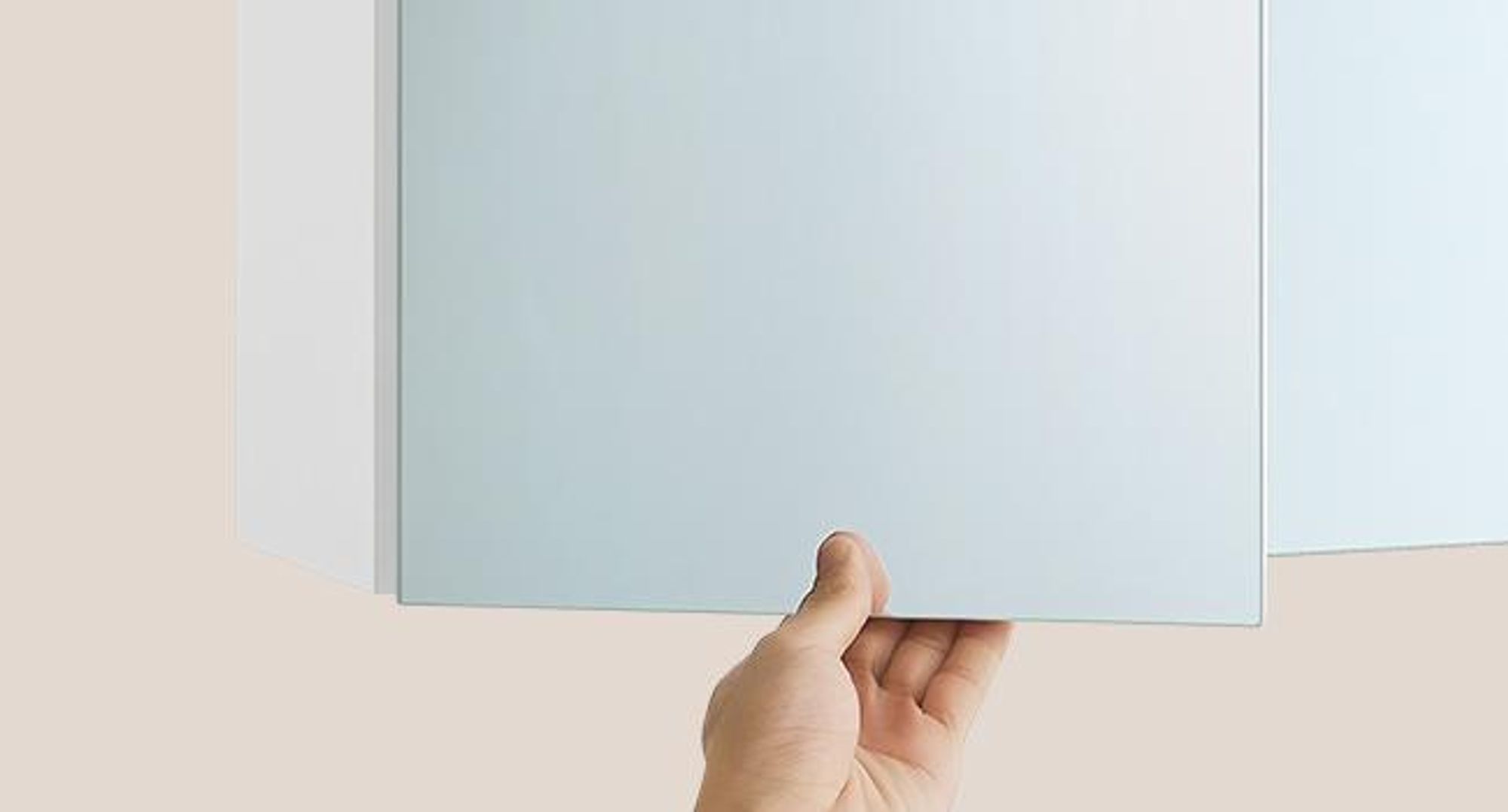VASAGLE Hängeschrank mit Spiegel, Aufbewahrungsschrank mit verstellbaren Einlegeböden, modern, für Bad, 13 x 50 x 60 cm, weiß