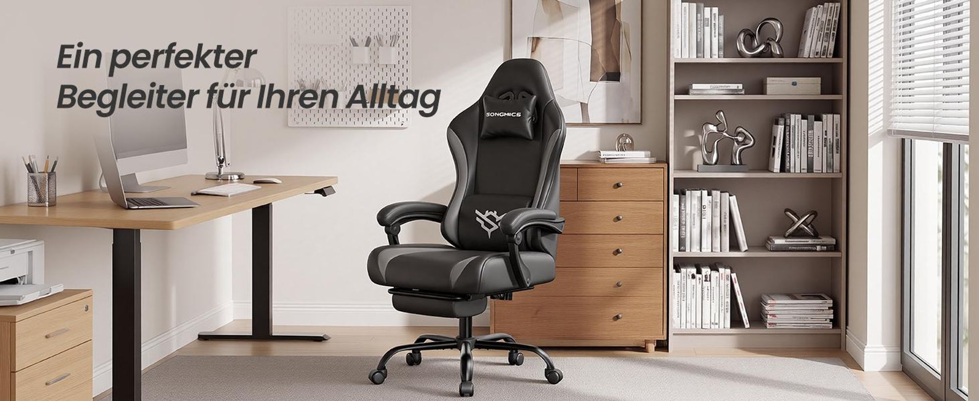 SONGMICS Gaming Stuhl, Ergonomischer Bürostuhl aus Kunstleder, mit Fußstütze und Lendenkissen, 135° Neigung, 70 x 70 x 120-130 cm, Schwarz