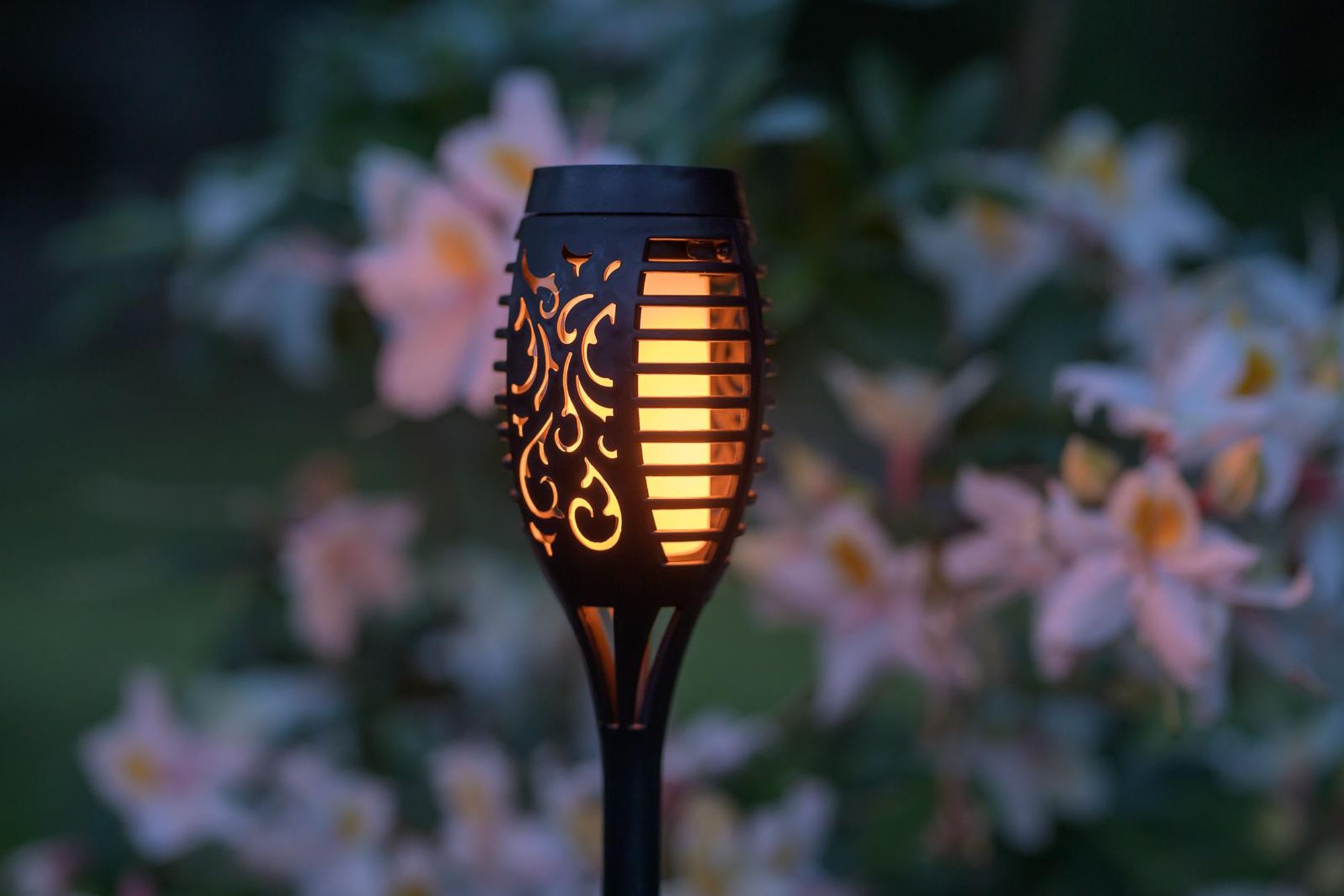 LUMILED Gartenfackel Solar Set Solarleuchten 4er 50cm LEDs mit Erdspieß Flamme Garten Solarleuchte Fackel Lichter LED Flammenlicht Solarfackel