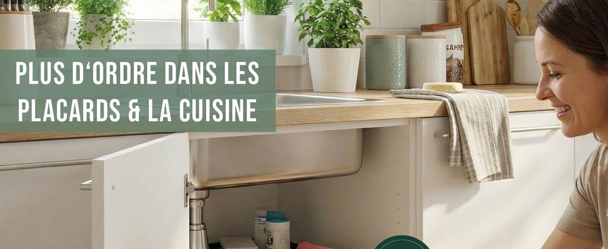 étagère coulissante dans la cuisine