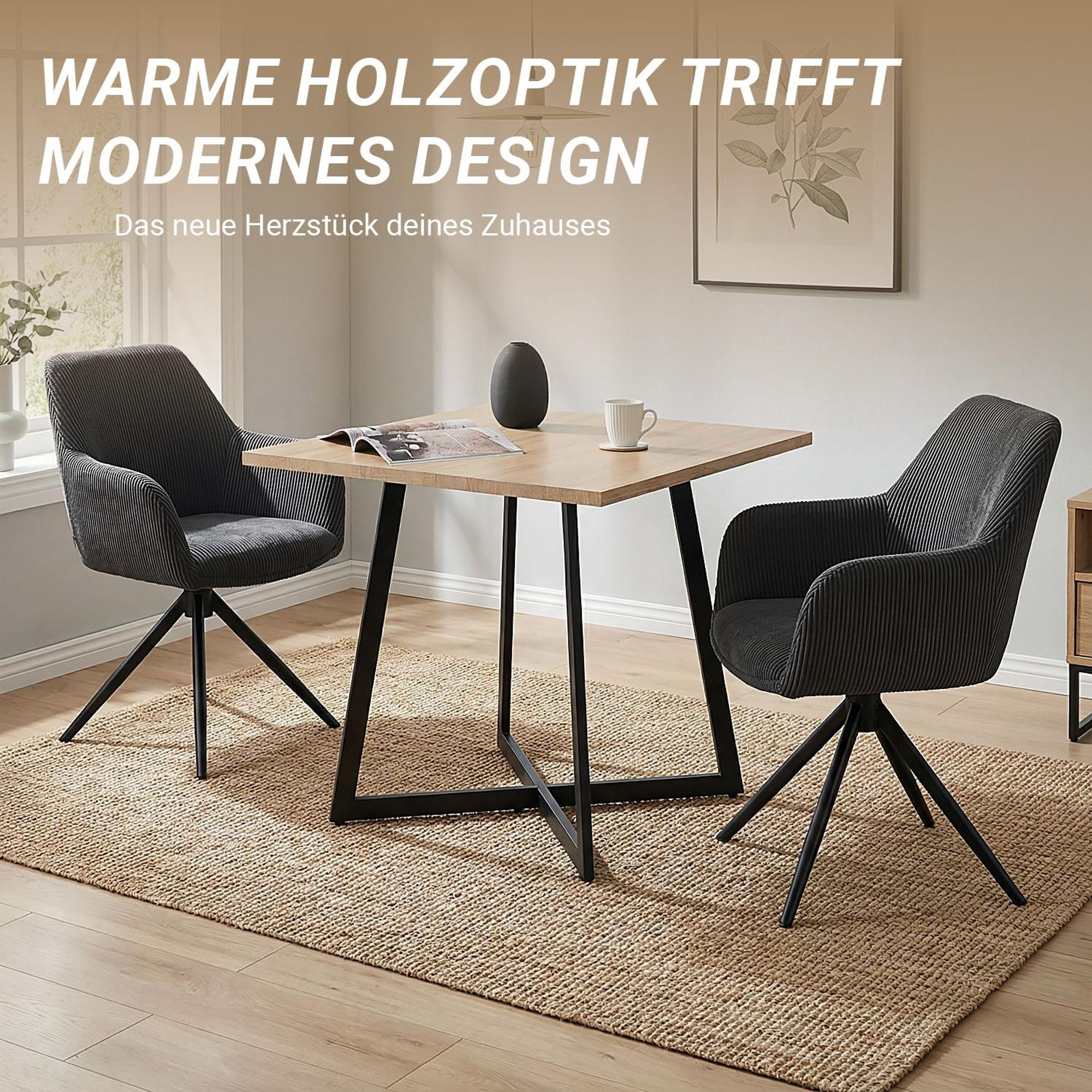 Der kleine Holztisch steht auf einem Teppich in einem modernen Raum mit 2 Stühlen.