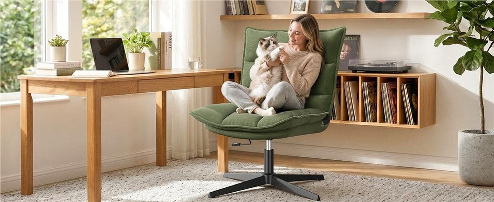 Yaheetech Bürostuhl mit breiter Sitzfläche aus Cordstoff, drehbarer Sessel Loungesessel, neigbar, höhenverstellbar, ohne Armlehnen & Rollen, Grün