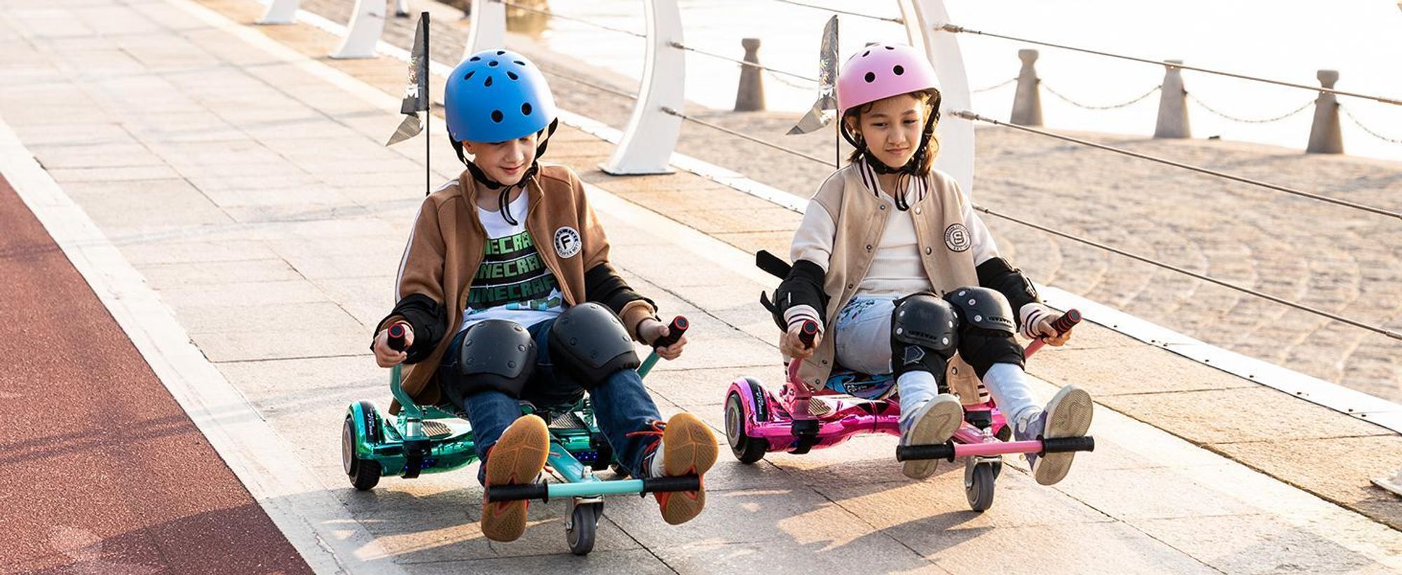 MEGA MOTION 6.5 Hoverboard mit sitz hoverkart GO-Kart für Kinder mit LED Leuchten & Bluetooth Musik Skateboard