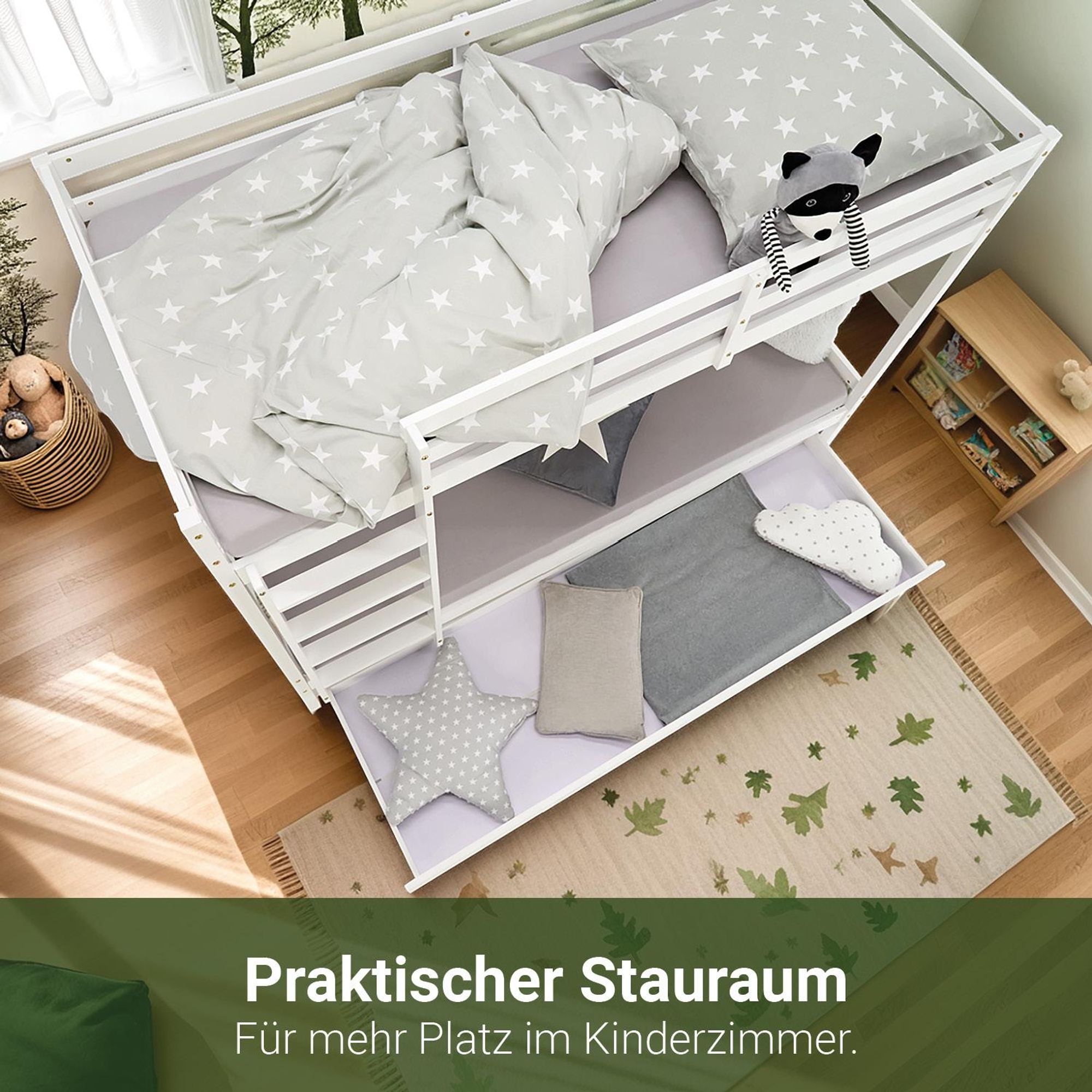 Unter dem Bett befindet sich ein praktischer Bettkasten.