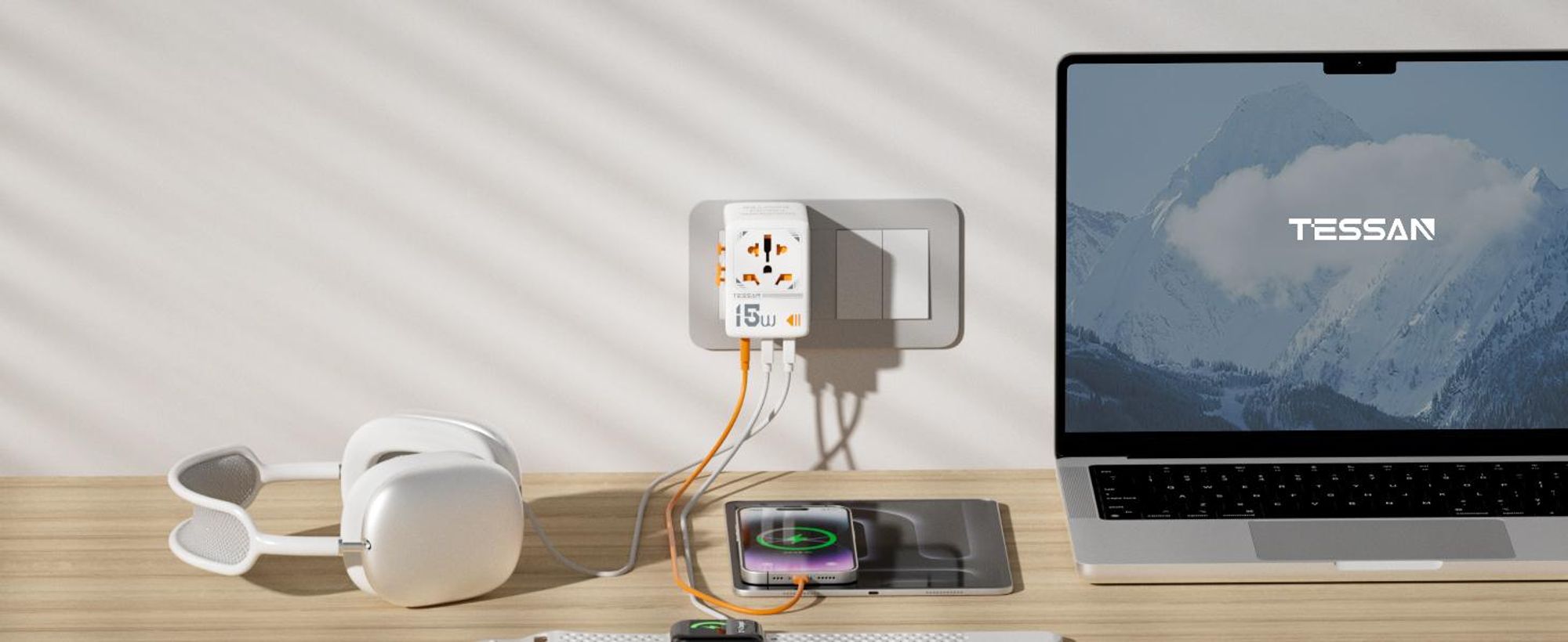 TESSAN Reiseadapter Weltweit Universal Reisestecker mit 1 USB C und 2 USB A Internationaler Steckdosenadapter