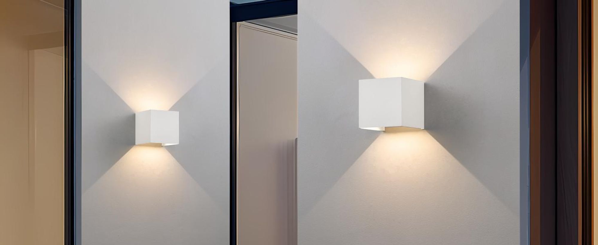 ZMH 4 Stück LED Wandleuchte Aussen 5W Weiß Wandlampe Warmweiß Up Down Außenleuchte IP65 Wasserdicht Außenlampe Treppenhaus Hauswand Aussenlampe Flur