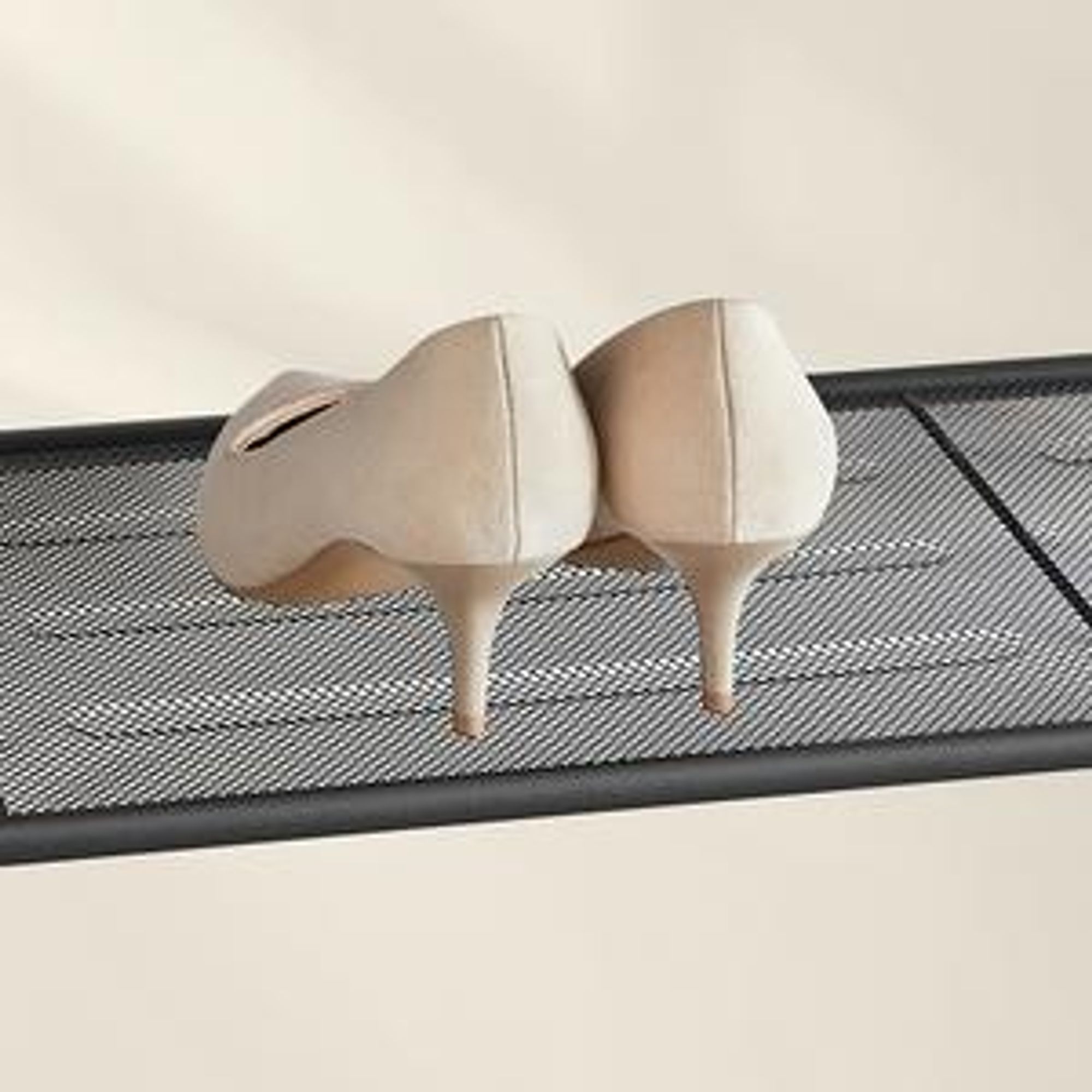 VASAGLE Schuhregal Schuhschrank mit 3 Gitterablagen Standregal vintage