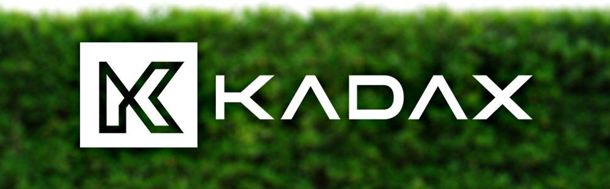 KADAX Spaten "Ladce", Gärtnerspaten aus Metall mit Stiel aus Holz, Schwarz, 110 cm
