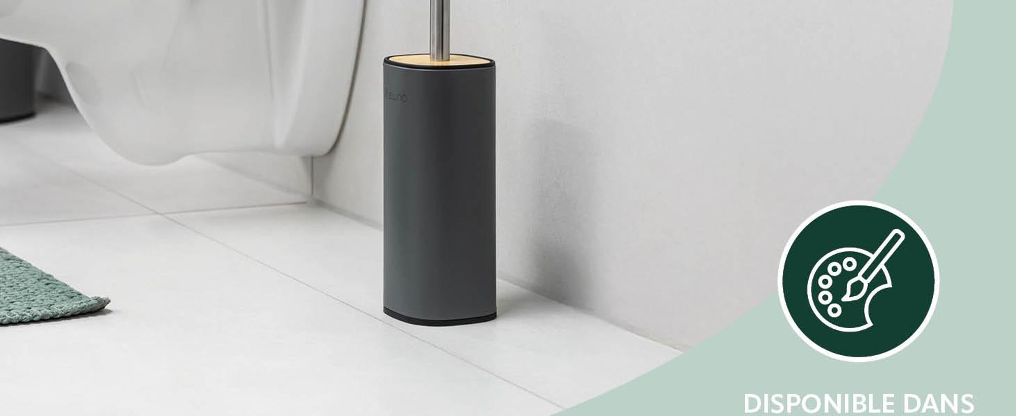 Ensemble WC eluno FRAMURA, comprenant une brosse WC sur pied avec 2 têtes de brosse noires, en métal blanc avec couvercle en bambou