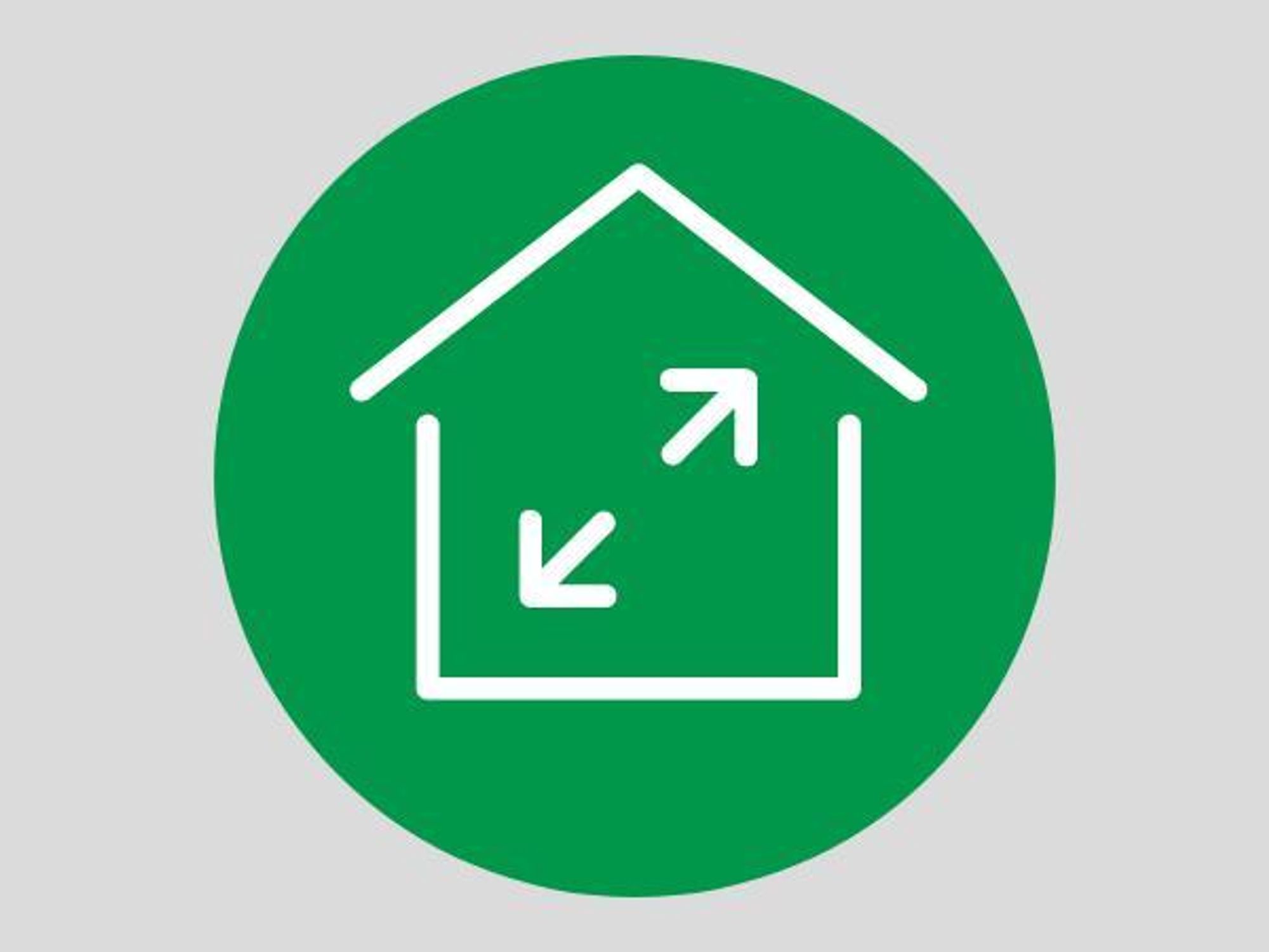 SimpleBau Tiefengrund 5 L , Gebrauchsfertige Tiefengrundierung für Innen & Außen auf schwierigen Untergründen , Verbessert Haftung für Wände