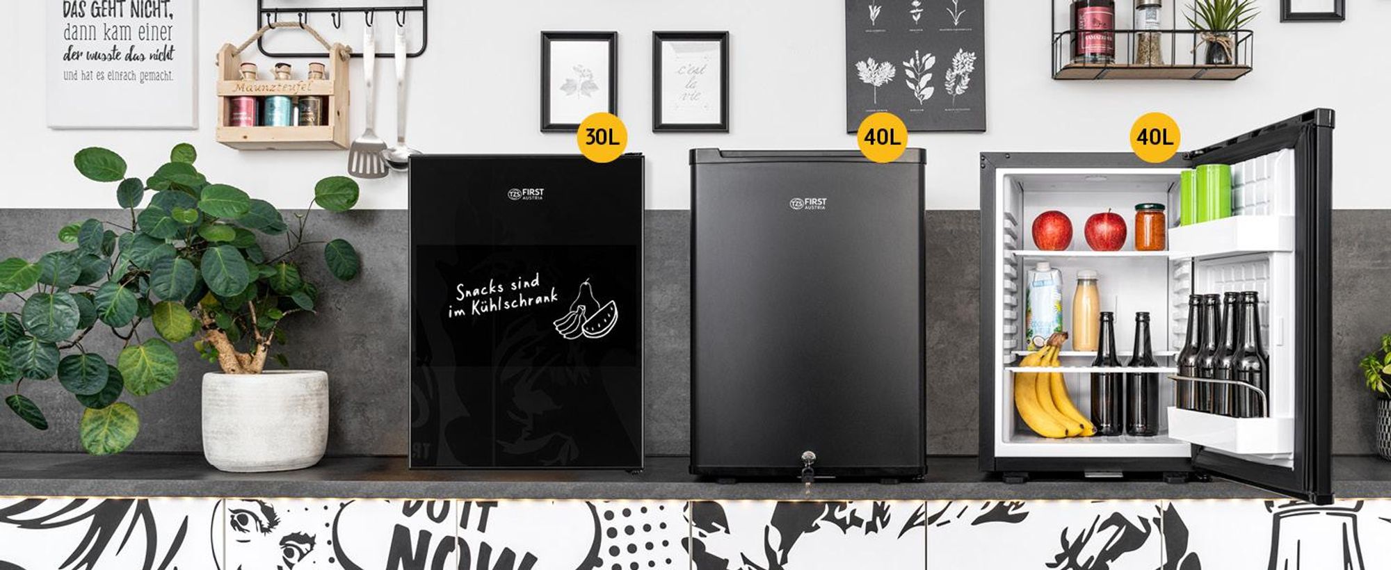 TZS First Austria - Mini Kühlschrank 40L lautlos & - Kleiner Minikühlschrank wechselbarer Türanschlag & Innenbeleuchtung - Minibar für Camping, Büro, Schlafzimmer & Hotel - Glasfront
