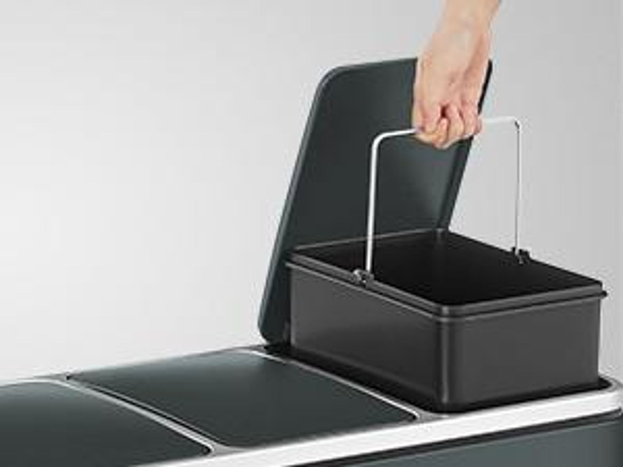 SONGMICS Mülleimer Mülltrennsystem, 3 x 18 L, ergonomisch, 3 Fächer, Küche