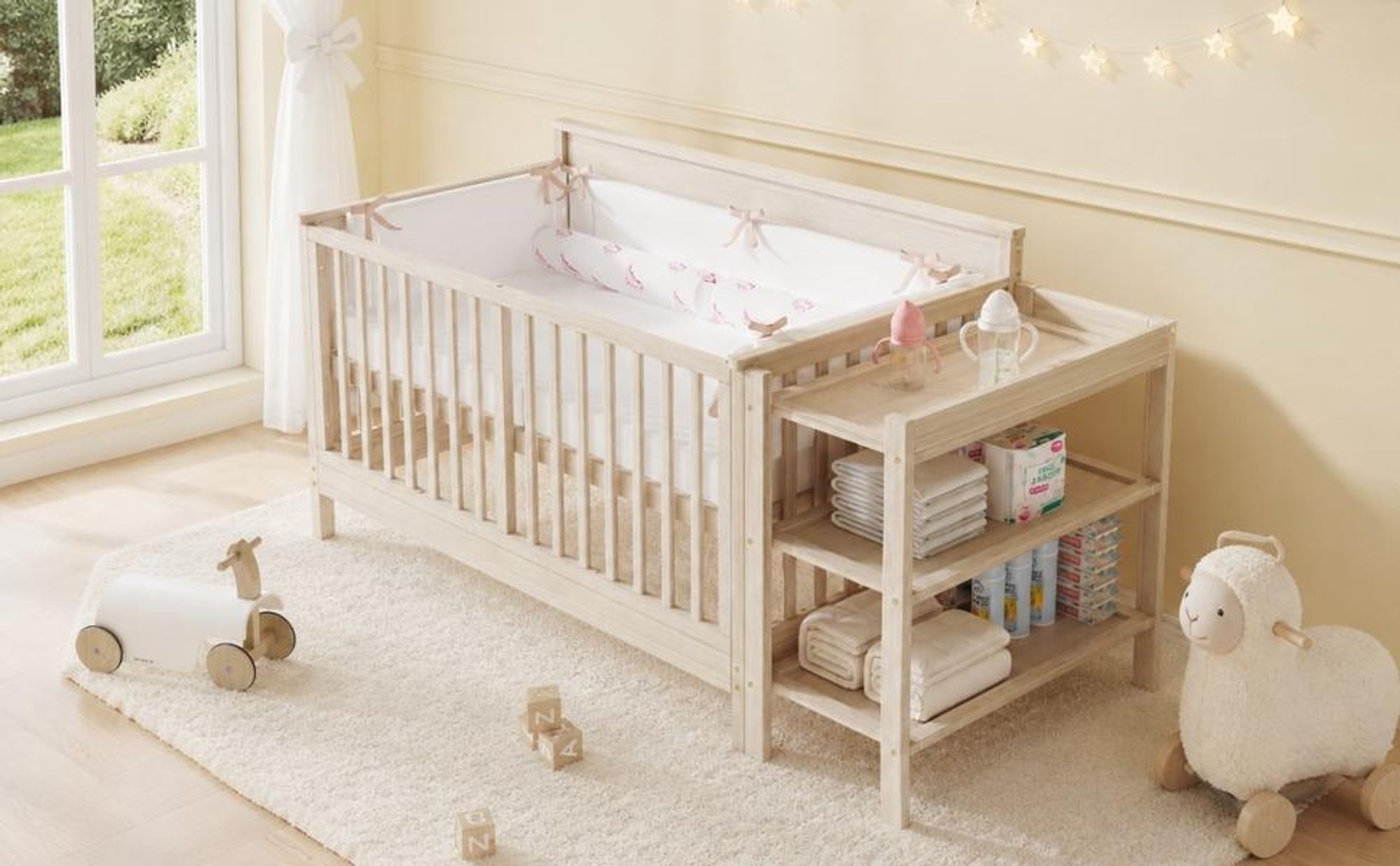 Merax 3-in-1 Babybett 140x70 cm, Massivholz Kinderbett, 3-fach höhenverstellbar, Beistellbett & Sofa-Modus, mit Wickeltisch, Regal, Schutzzaun, Natur
