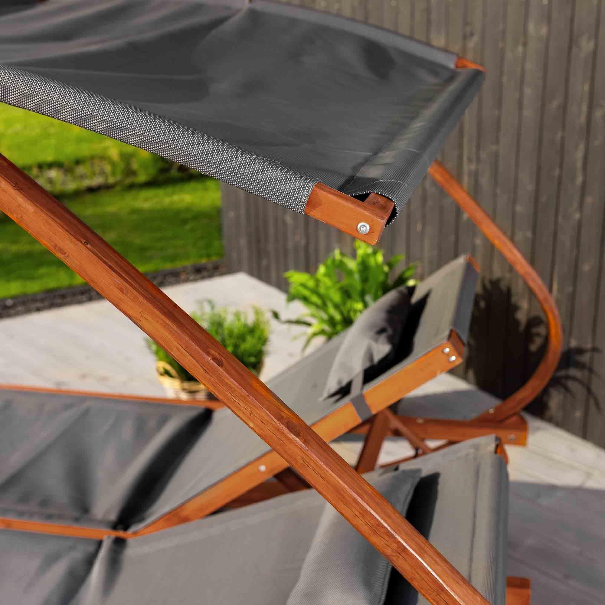 di volio Sonnenliege mit Dach Pionza - grau, Doppelliege mit verstellbarer Rückenlehne, Gartenliege aus Holz für 2 Personen - wetterfest & bequem
