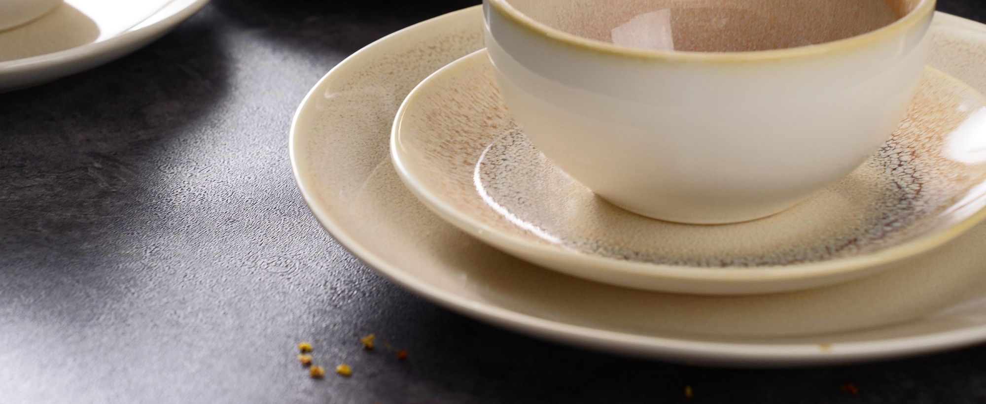 Tafelservice, 16tlg Kombiservice, Geschirrset mit Suppenteller Dessertteller Müslischale für 4 Personen Reactive-Glaze, Steingut, Mikrowellenherd