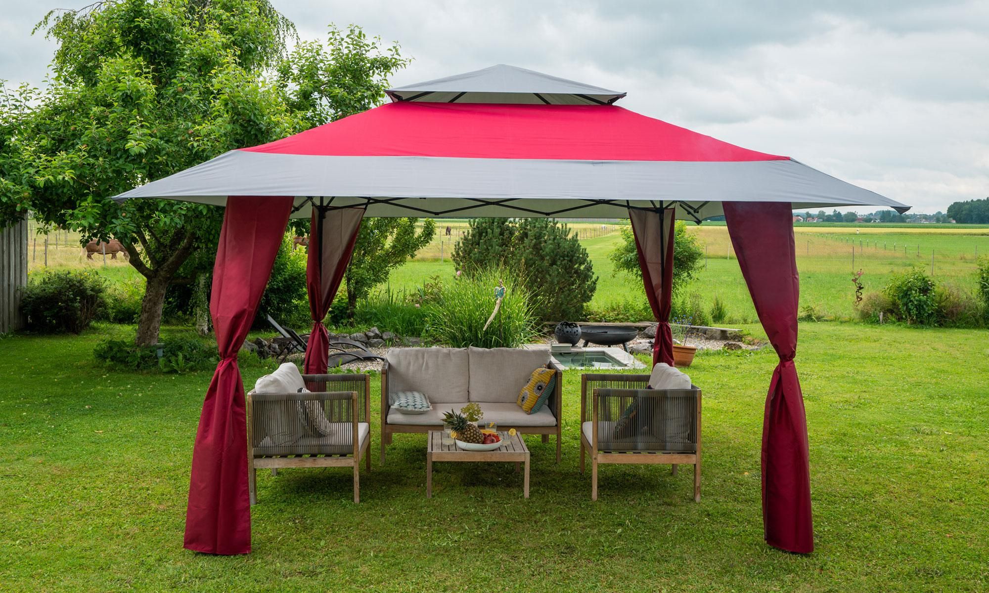 paramondo Faltpavillon Weekend, 4 x 4 m Dach / 3 x 3 m Gestell / anthrazit + 4 Stützenverkleidungen wasserdichtes Doppeldach, 3x3 m Stahlgestell, UV 50+, anthrazit/bordeaux + Transporttasche mit Rollen