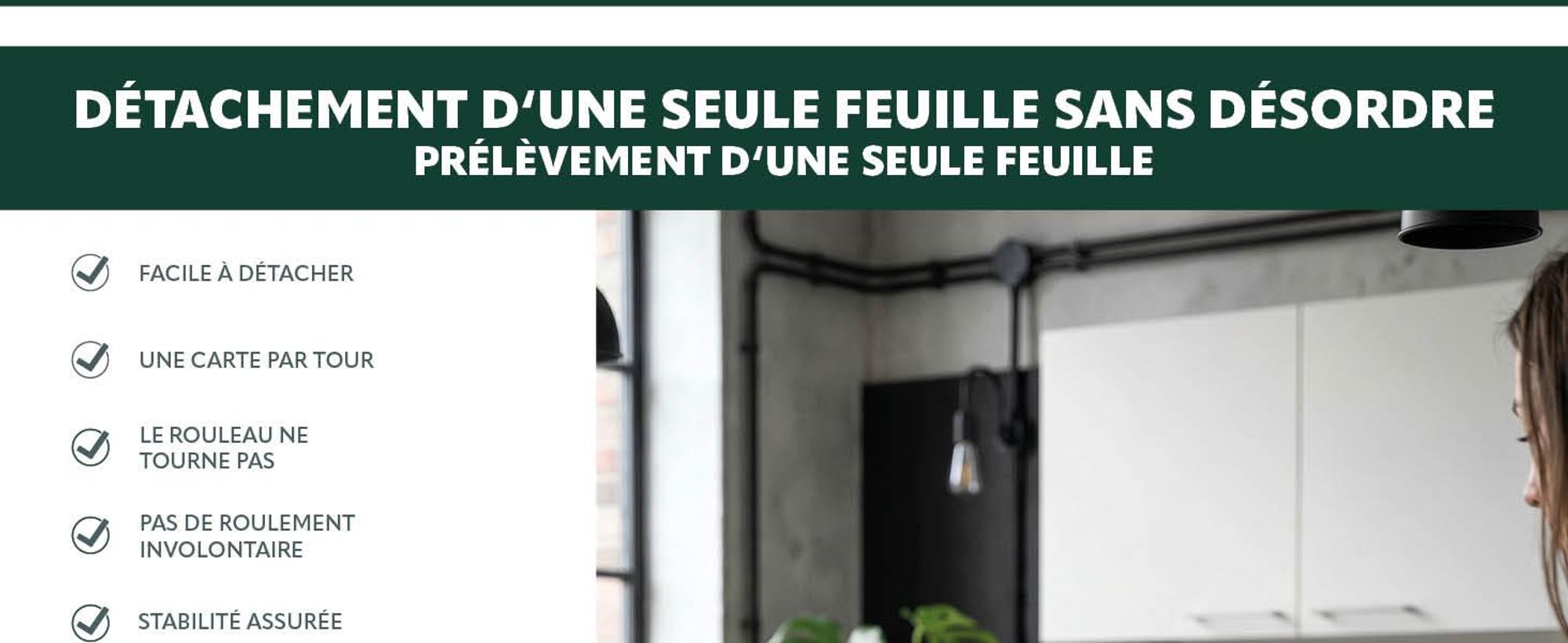 Porte-rouleau de papier essuie-tout dans la cuisine