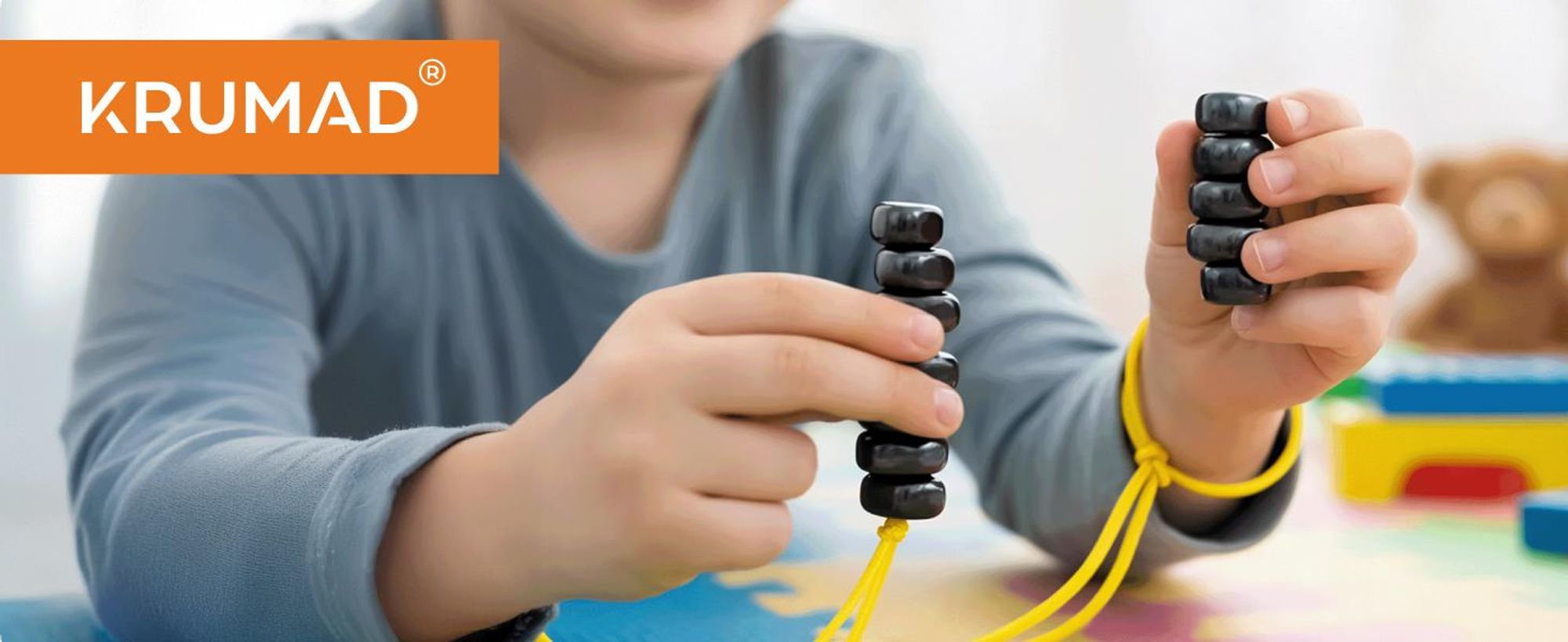 KRUMAD Magnetspiel mit Magnetsteinen, magnetisches Brettspiel für Kinder und Erwachsene, Party- & Familienspiel ab 8 Jahren