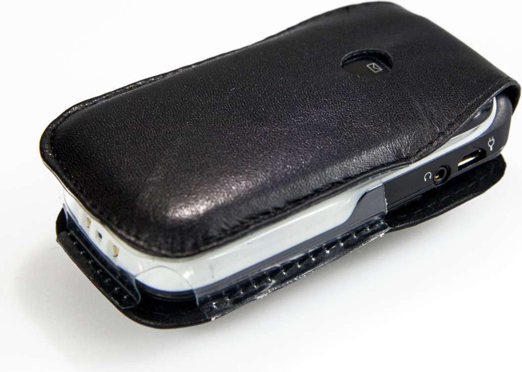 caseroxx Ledertasche mit Gürtelclip kompatibel mit Doro 610 aus Echtleder, Tasche mit Gürtelclip und Sichtfenster  Bild 2