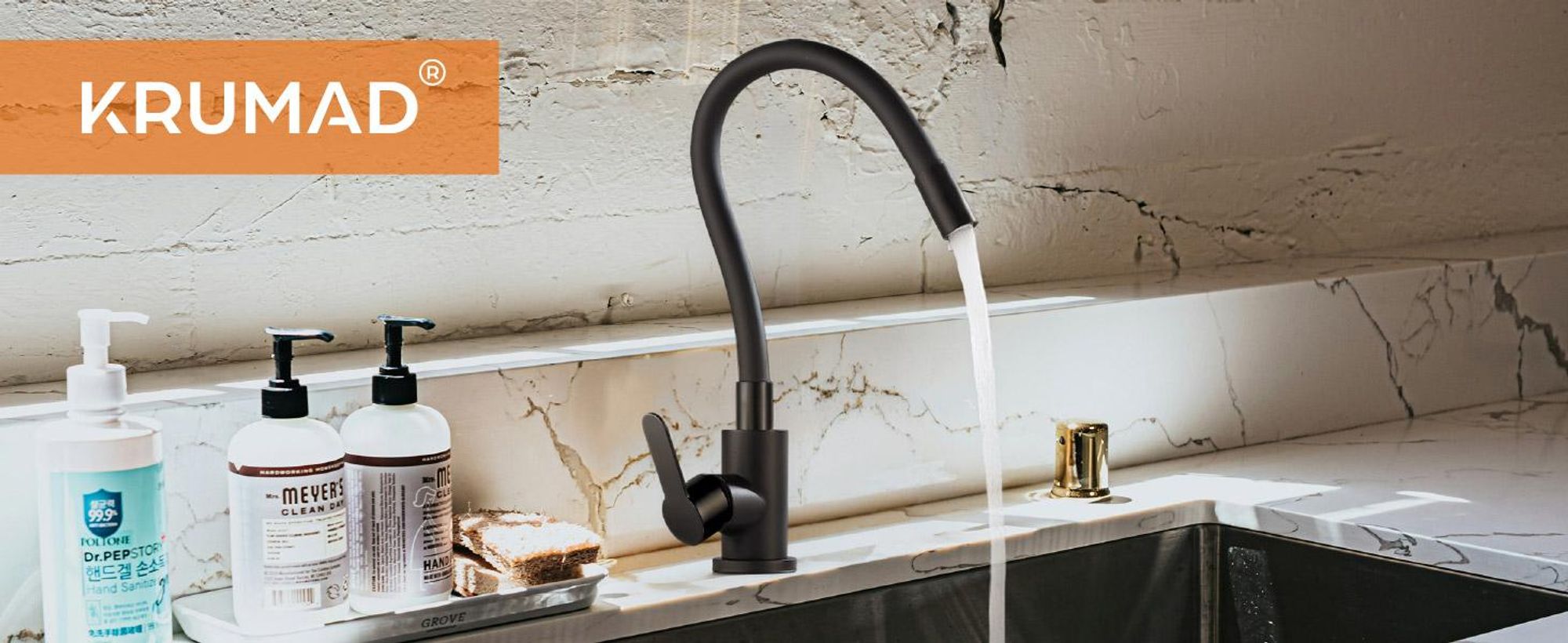 KRUMAD Küchenarmatur, Wasserhahn Küche Schwarz, Wasserhahn Spüle, Küchenwasserhahn mit Schlauch, moderne Armatur für Küchenspülen