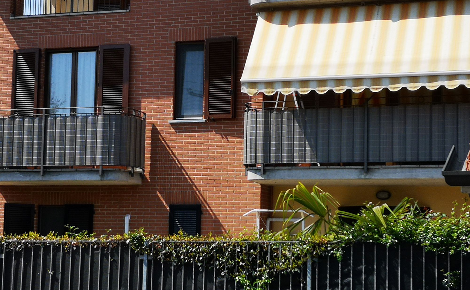 Sekey PVC Sichtschutzmatte 90x500 cm Doppelte Verstärkung Innen, Balkon Sichtschutz Garten, Anthrazit