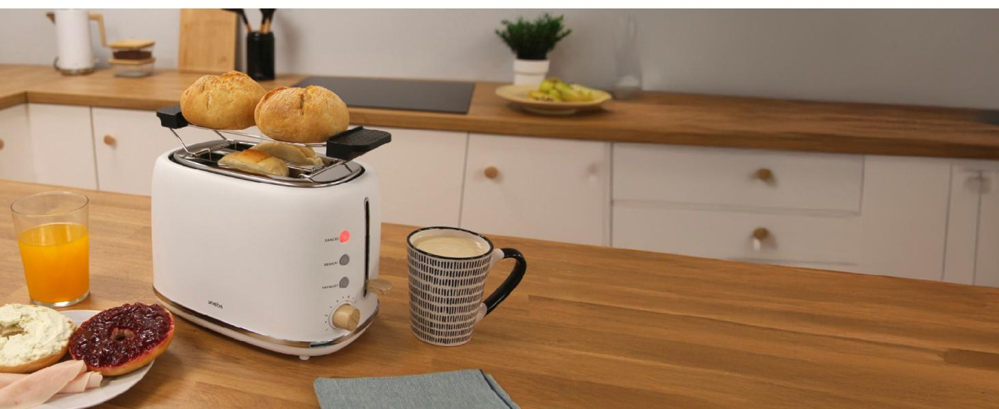 Briebe SKT1167WHT Nordic Set Toaster 2 Scheiben Breite Schlitze + Wasserkocher 1,7L Elektrischer Weiß
