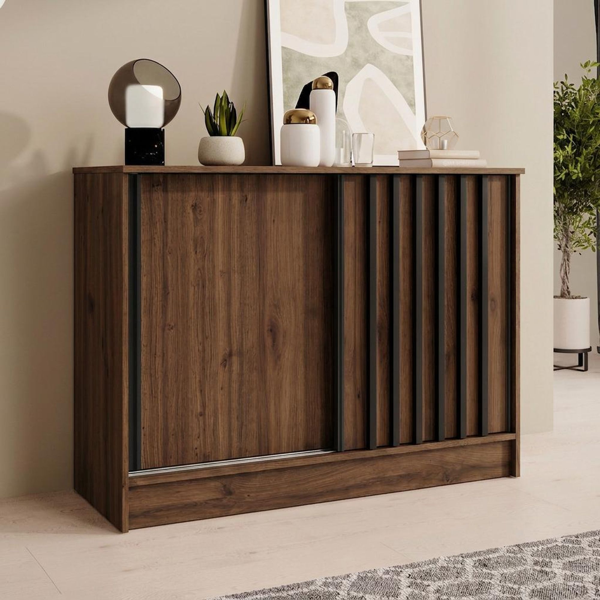 BEAUTYSOFA | Kommode HORIZON 100 cm Warmia Walnuss, Schwarz mit Lamellen Sideboard mit 2 Schiebetüren, Modernes Design, viel Stauraum