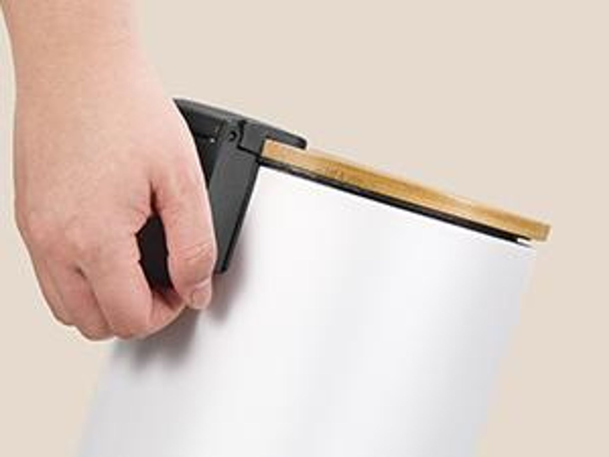 SONGMICS Mülleimer Bad 3 Liter, Kosmetikeimer mit Bambusdeckel aus Bambus, Tretmülleimer für Badezimmer, weiß