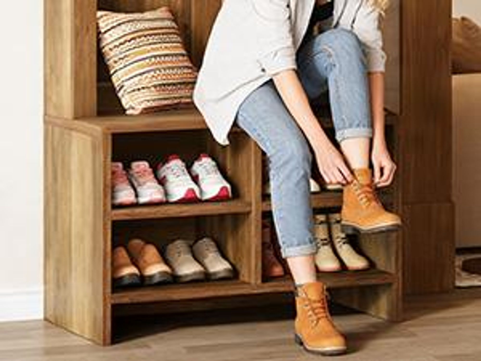 180 cm hoher Flurbaum mit Bank und Schuhablage, 4-in-1-Garderobe mit gewölbtem Bügelgestell und Schuhschrank, Flurmöbel mit 4 Haken
