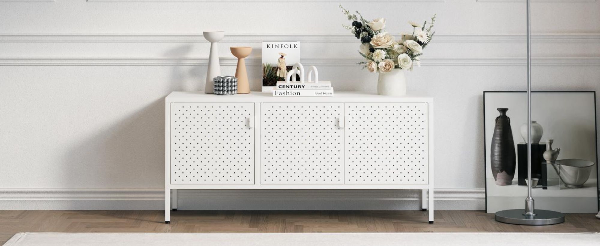 FLEXISPOT TV Schrank Metall – Sideboard mit Lüftungslöchern, 3 Türen & verstellbaren Füßen für Wohnzimmer, Büro, Schlafzimmer, 118x39x55 cm, Weiß