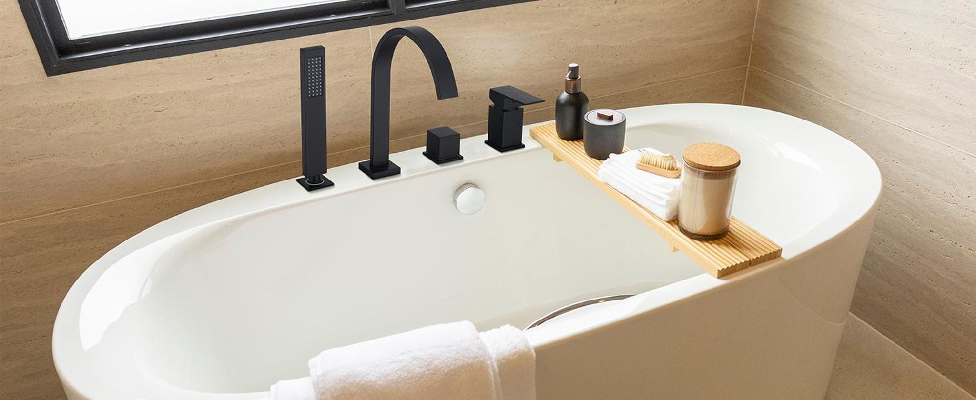 Homelody Badewannenarmatur 4 Loch Schwarz, Badewanne wasserhahn Duschset mit Armatur Handbrause Wasserfall Wannenarmatur