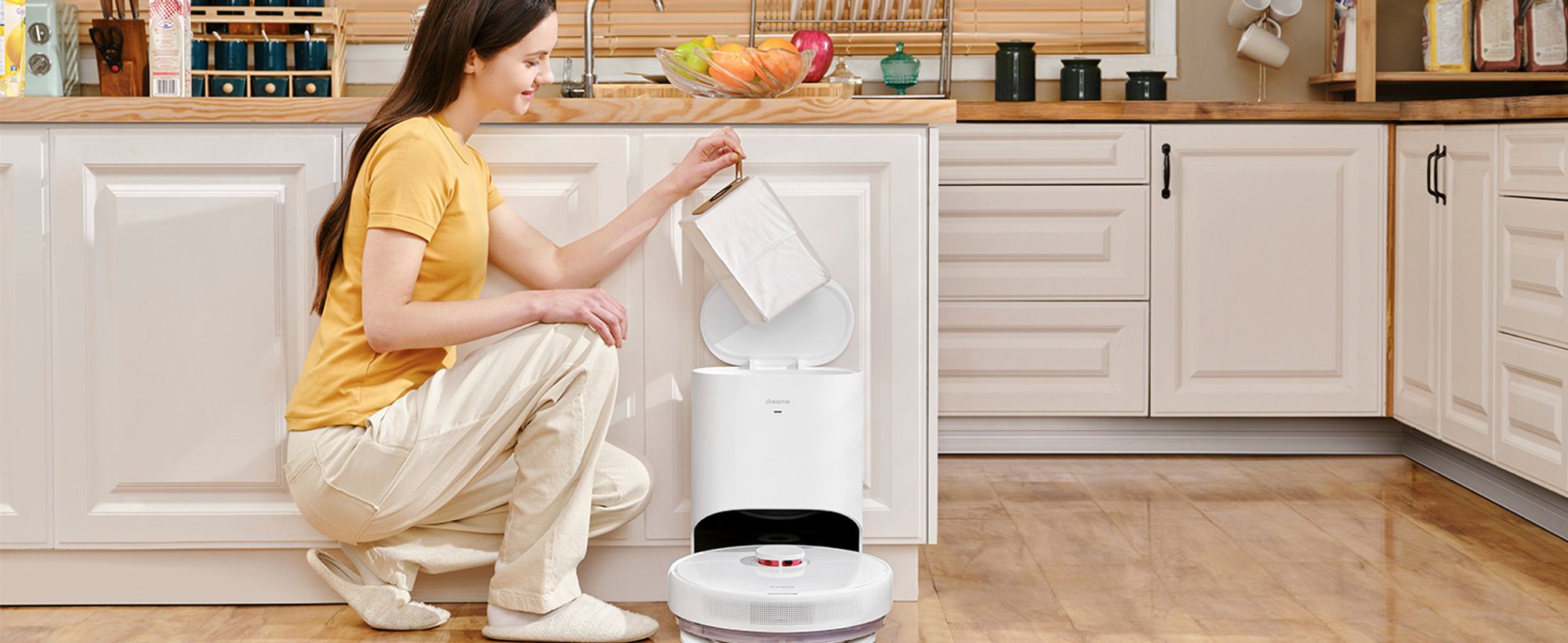 Dreame D10 Plus Roboterstaubsauger und Wischmopp, selbstentleerende Basis für 45 Tage, 4000 Pa Saugleistung, LiDAR-Navigation,WLAN-Verbindung
