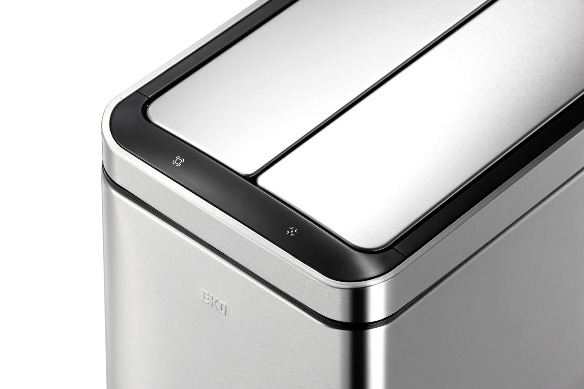 EKO - Deluxe Phantom Sensor Abfalleimer 45 Liter - Stainless steel Polypropylene - Matt Edelstahl