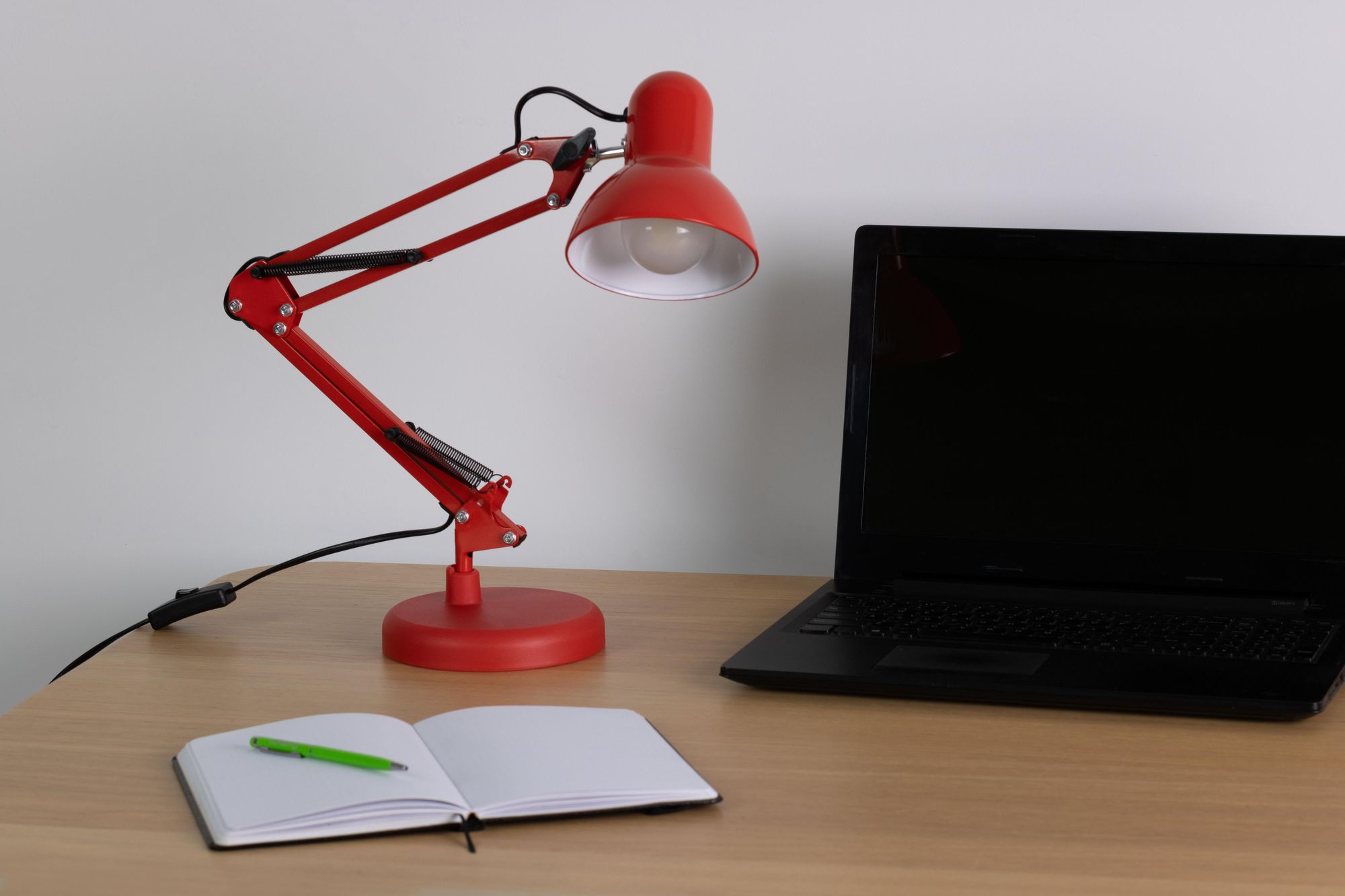 LUMILED Schreibtischlampe klassisch Leselampe Rot Tischleuchte Tischlampe Verstellbarer Arm mit E27 Retro aus Metall Schreibtischleuchte