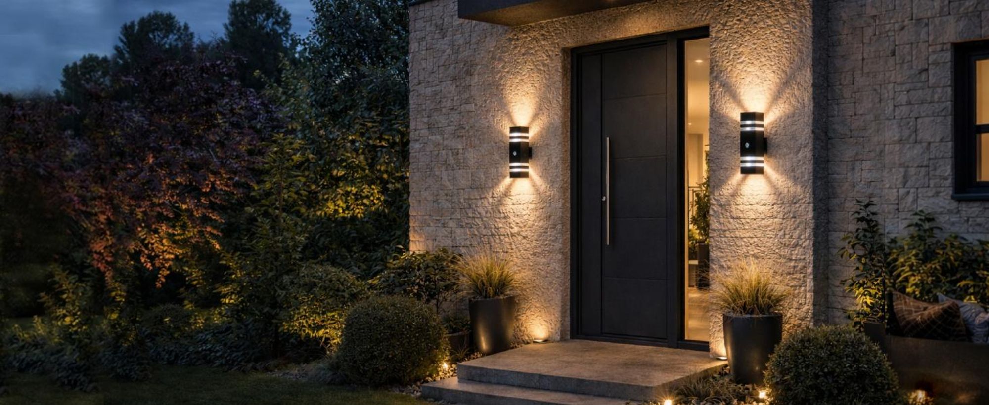 LUMILED Außenwandleuchte mit Bewegungsmelder Wandlampe Außenleuchte Wand GU10 Fassung (max. 12W LED) IP54 Wandleuchter oben und unten Terrasse Fassade rechteckig Kunststoff