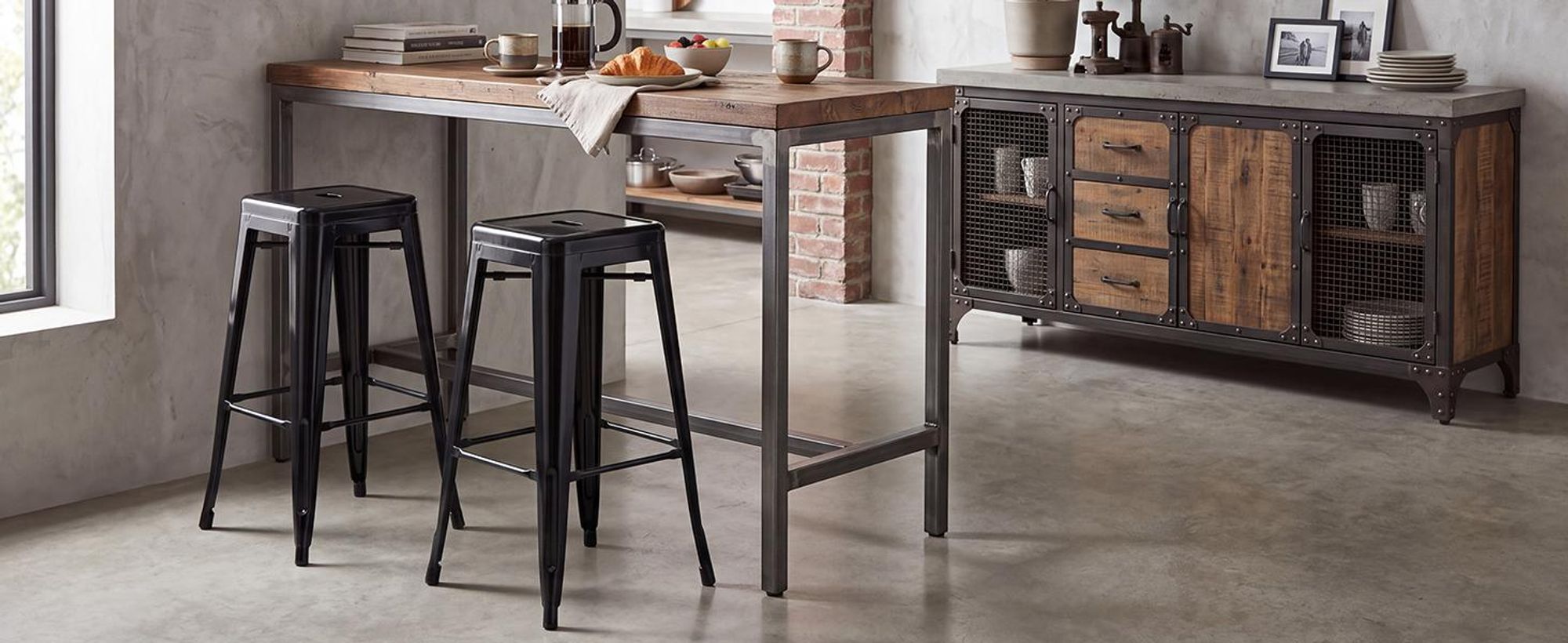 Duhome Barhocker Eisen Barstühle 4er Set, Sitzhöhe 76cm Tresenhocker, Stapelbar Metall Bistrohocker mit Fußstütze im Industry Design, Schwarz