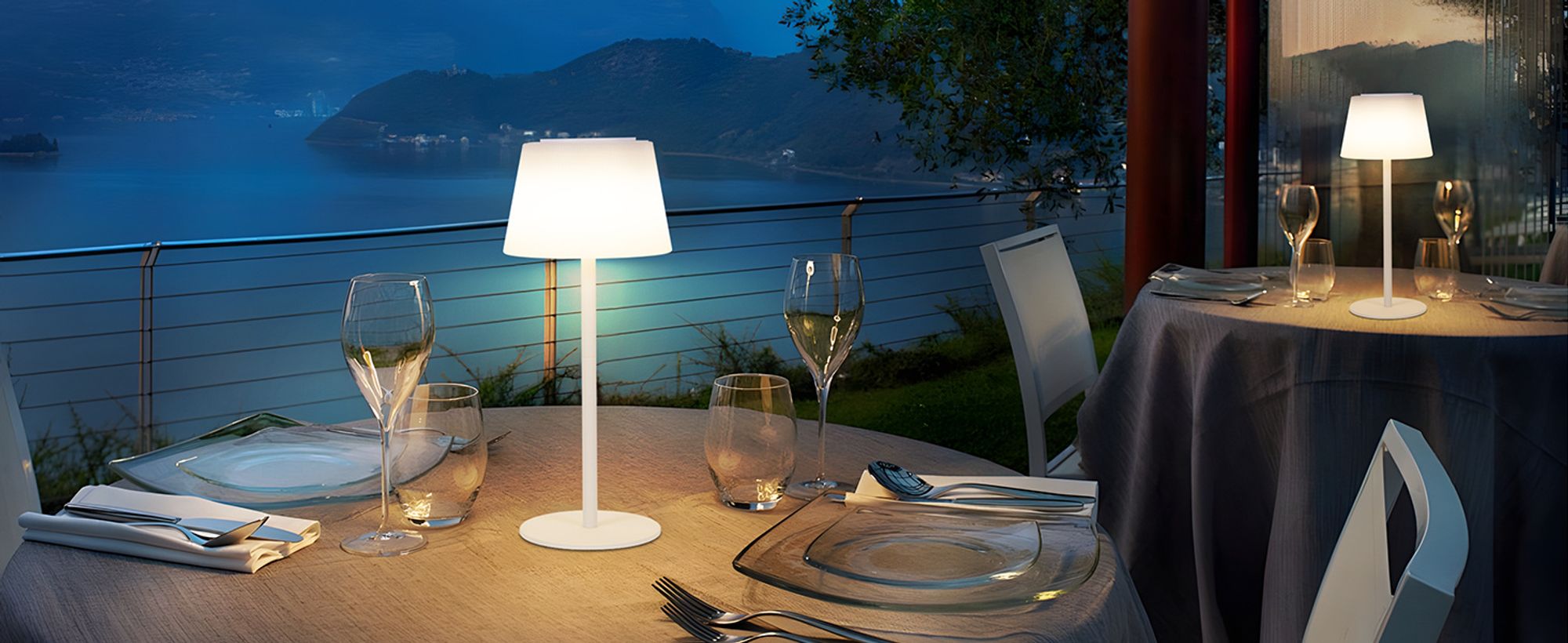 ZMH Tischlampe Kabellos Nachttischlampe Akku LED Tischleuchte Touch Dimmbar Lampe mit USB Aufladbar Weiß 3600mhA Batterie Tischlampen für Modern Wohnzimmer Schlafzimmer Outdoor