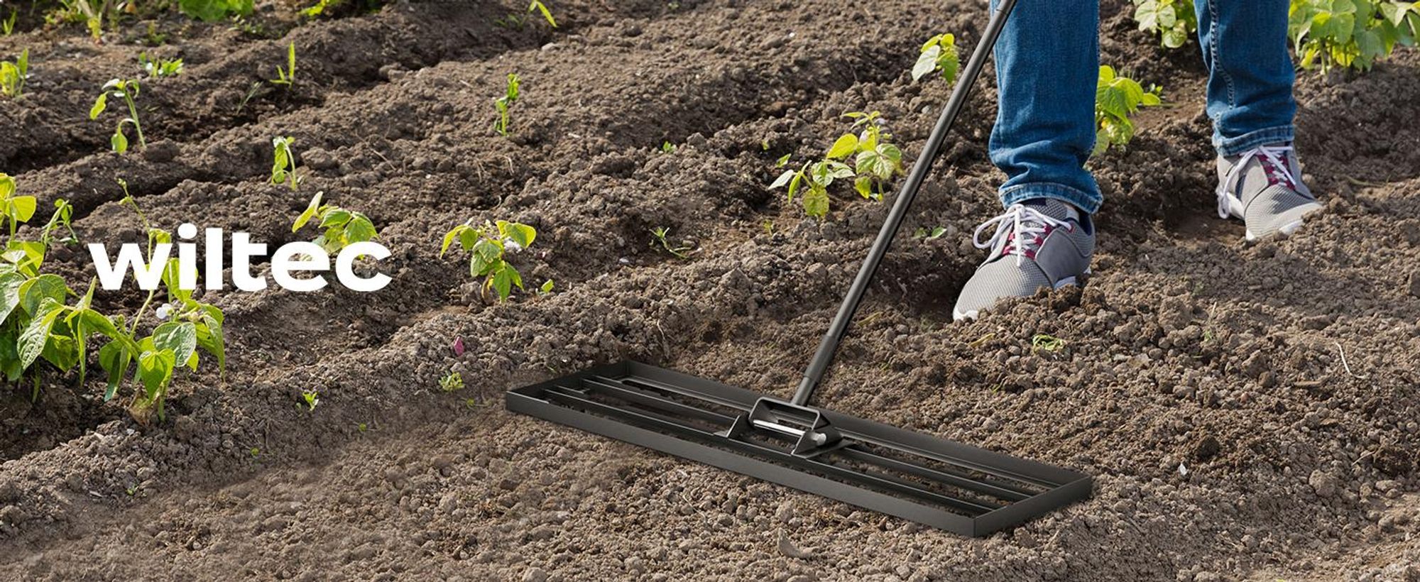 Wiltec Aluminium Rasenrakel 91,4 x 25,4 cm mit 2 m Stiel, Rasen Rakel Unebenheiten im Rasen ausgleichen, Leveler Gartengerät zum Rasen sanden