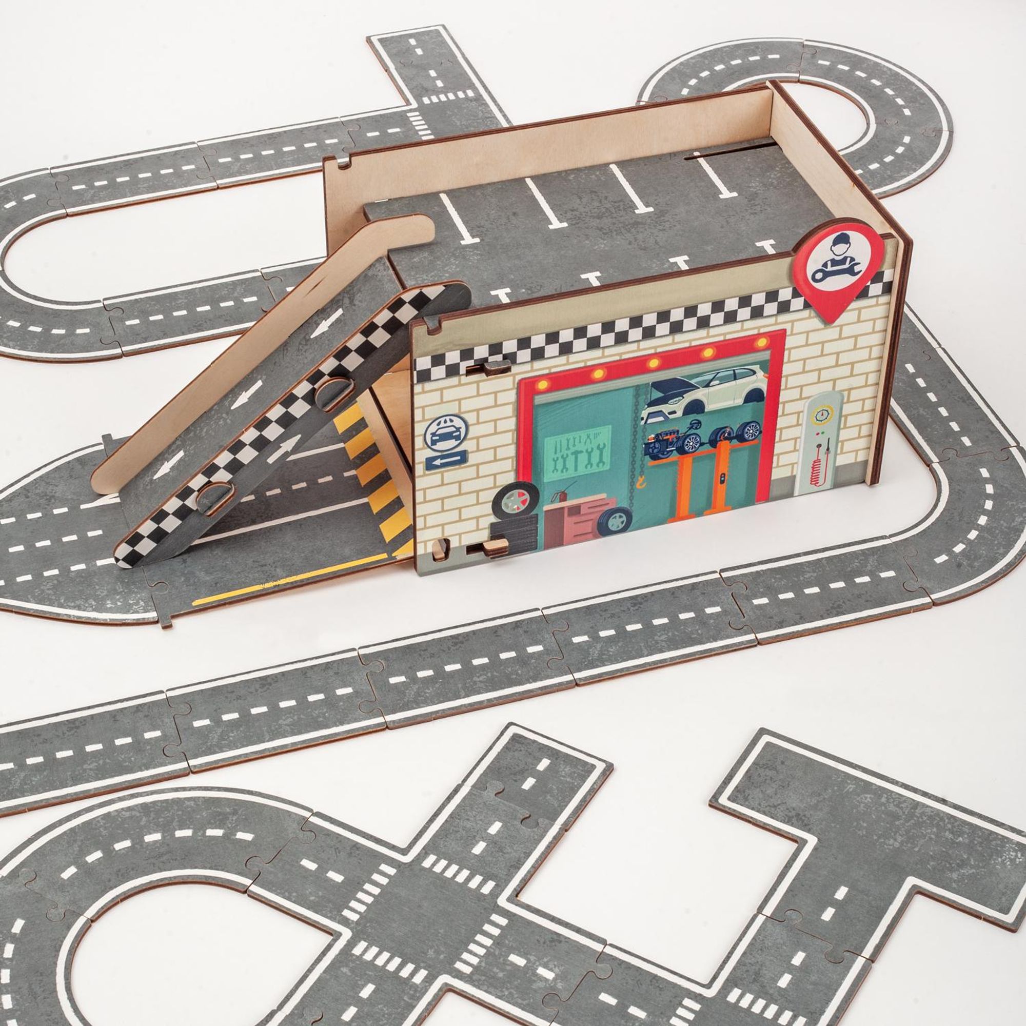 Ulanik Puzzle Straße und Garage - 40-teiliges Holz-Straßenset mit Garage und Rampe