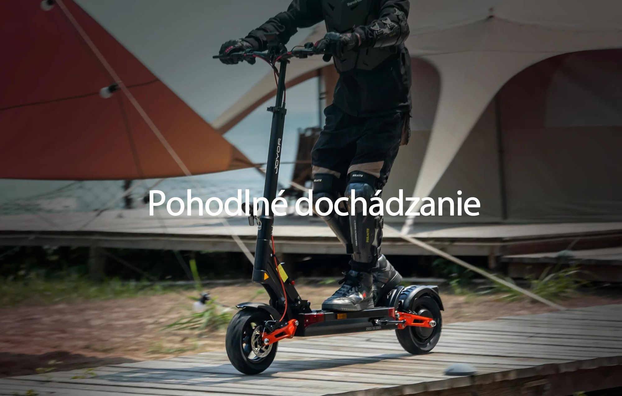 JOYOR T6 Skladateľný Elektrický Kolobežka - 600W Motor 48V18AH Batéria 10-palcové Pneumatiky Kotúčovými Brzdami - Čierna