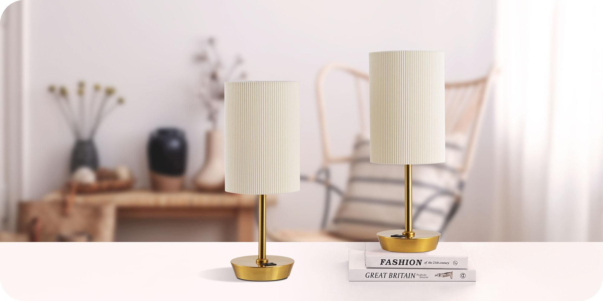 EDISHINE Tactiele Bedlamp Set van 2 met USB-C & USB-A Oplaadpoort, 3 Helderheidsniveaus, E27 LED-lamp Inbegrepen, Stoffen Lampenkap