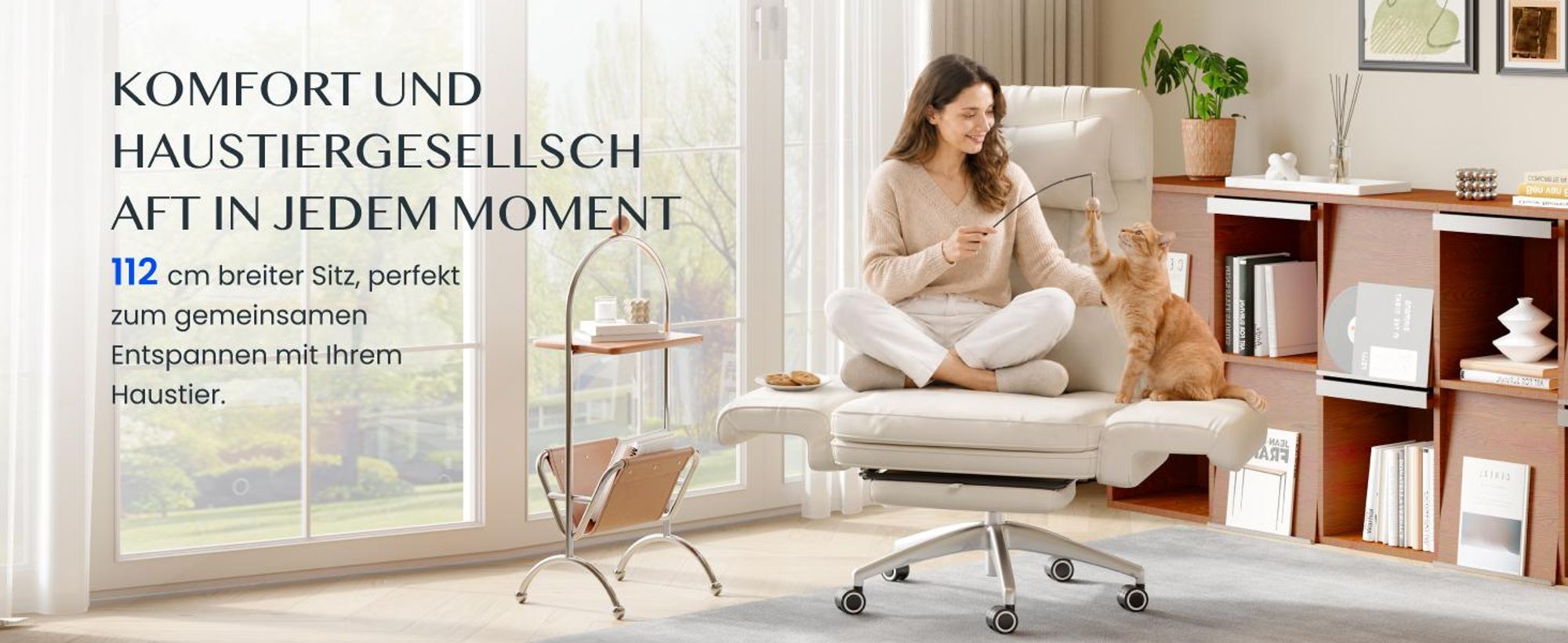 FLEXISPOT Ergonomischer Bürostuhl, 180° klappbare Armlehnen, aus kratzfestem Kunstleder, höhenverstellbare Kopfstütze, 90–130° verstellbar, Beige