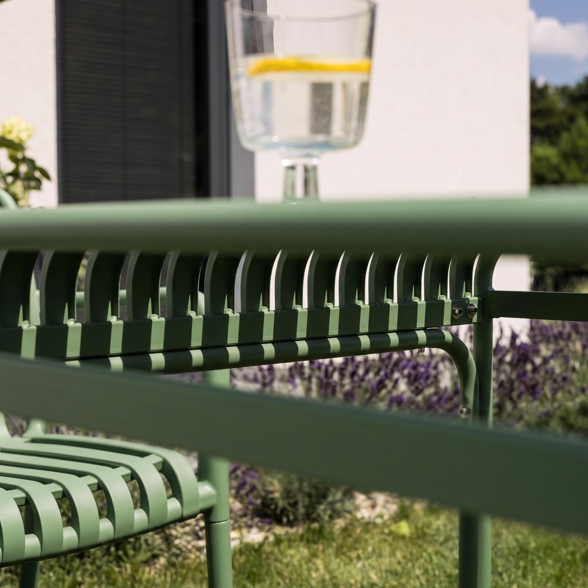 di volio Gartentisch LIWIO - Outdoor Tisch 80x80 cm, wetterfester Balkontisch aus Metall (Grün)