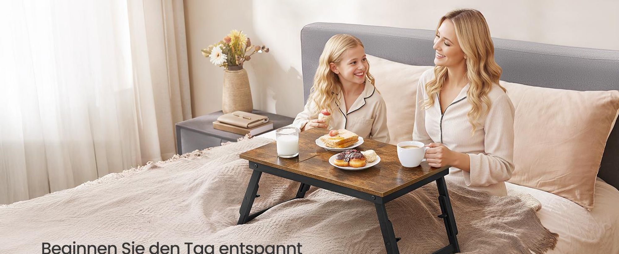 SONGMICS Laptoptisch, Laptopständer, Frühstückstablett, klappbare Beine, für Bett und Sofa, höhenverstellbar, für bis zu 15,6 Zoll Laptops, 55 x 35 x 23 cm, vintagebraun LLD105B01