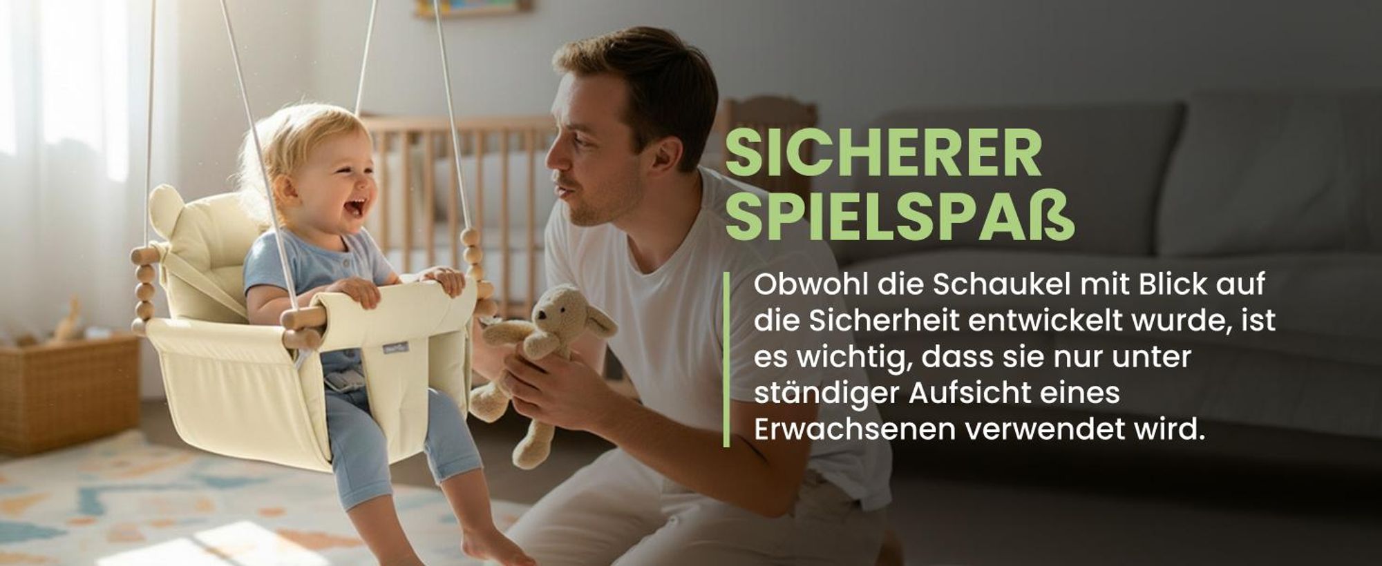 Beigefarbene Kinderschaukel an Seilen mit Baumwollkissen