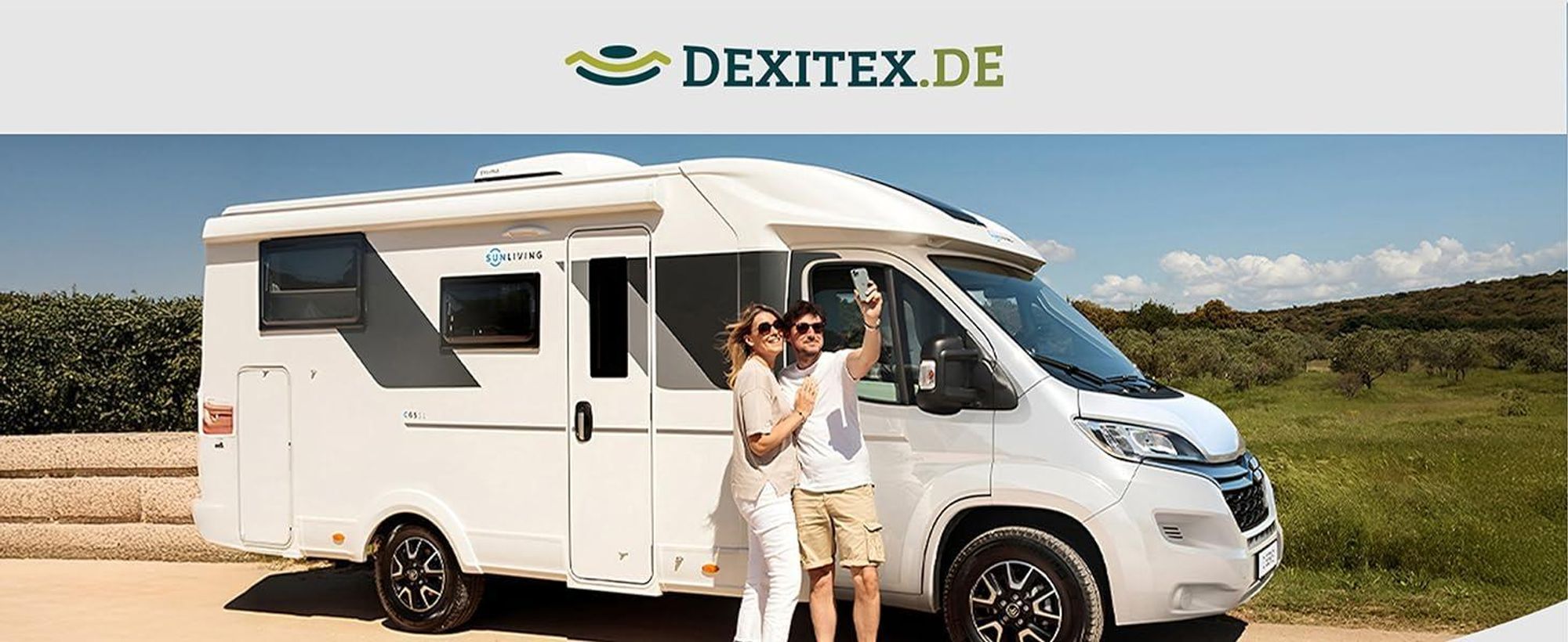 Wohnmobil in der Natur mit Spannbettlaken und Matratzenschoner