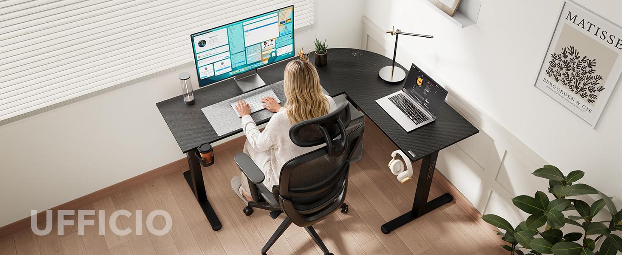 Sense7 RONG, scrivania angolare da gaming, forma a L, 154x117 cm - Nero, aspetto carbonio, scrivania per computer, ideale per giocatori e per l'ufficio domestico