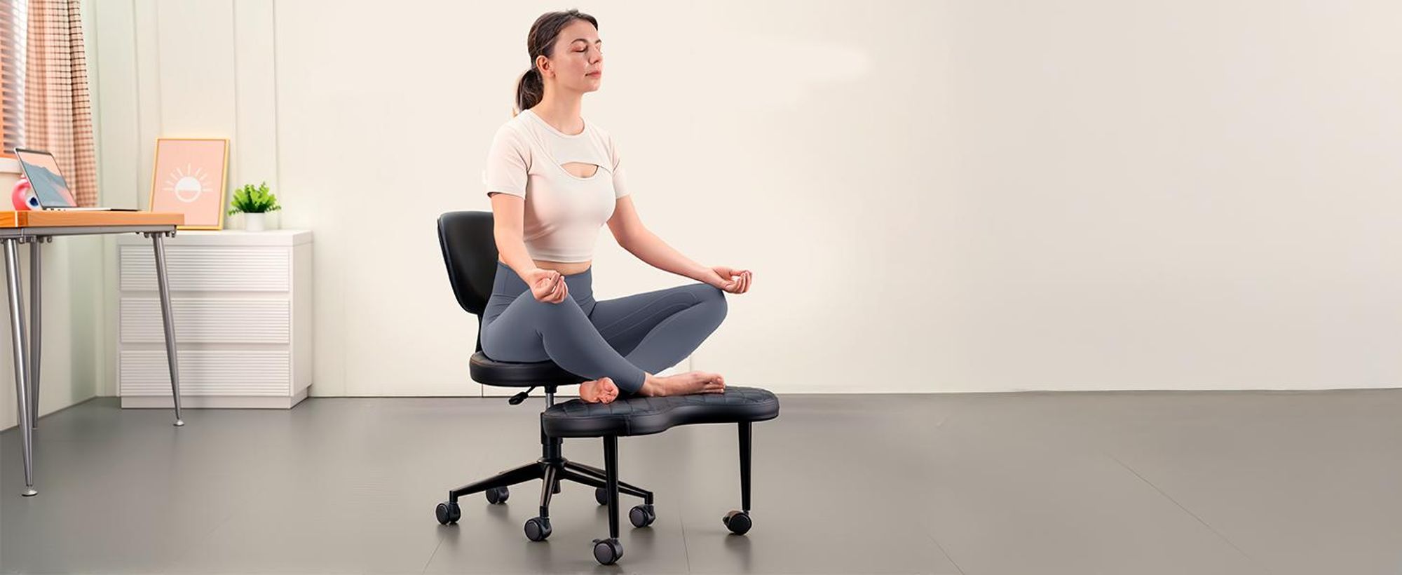 Drehstuhl, Bürostuhl mit Kreuzbeinen,Ergonomischer Kniestuhlm,360° drehbar, Schwarz, Kunstleder mit Karomuster